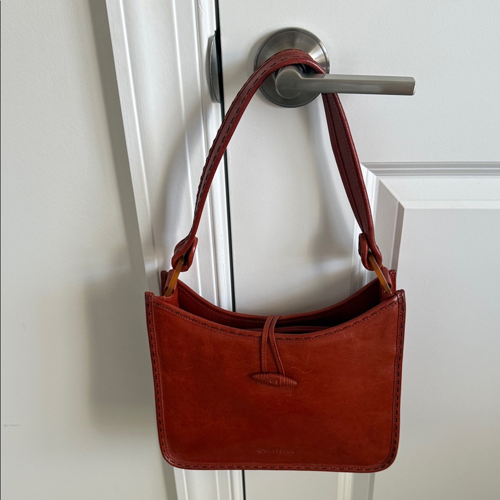 Cole Haan Neo Vintage early 2,000’s Leather Shoulder Bag - Picture 4 of 8